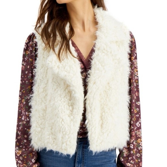Self Esteem White Faux Fur Vest - Picture 1 of 8